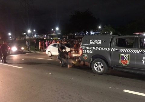Dupla atira contra policiais para fugir de abordagem e um acaba morto em Manaus