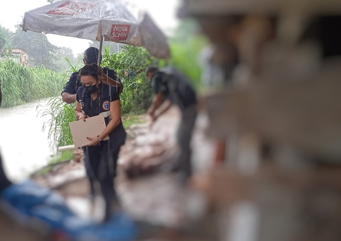 Homem achado em igarapé de Manaus estava seminu