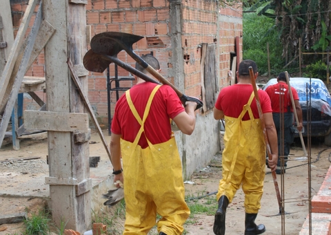 Jovem desaparecido na véspera do Natal é encontrado enterrado em Manaus