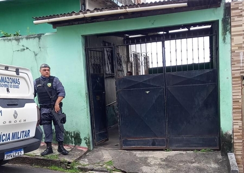 Idoso é encontrado morto a facadas na cama de casa em Manaus