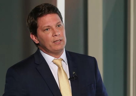 Mario Frias terá que explicar ao Senado gastos com viagem aos EUA