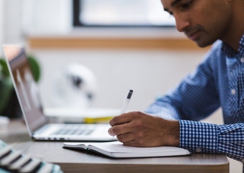 Embaixada lança programa para capacitar estudantes em francês