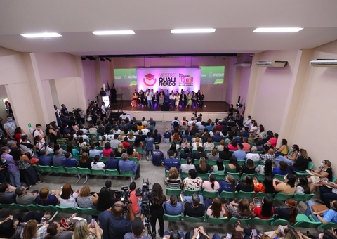 Edital de pós-graduação gratuita para 15 mil professores é lançado no Amazonas