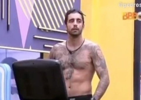 BBB22: Scooby choca ao revelar lugares em que transou com a esposa: ‘muito fod*’