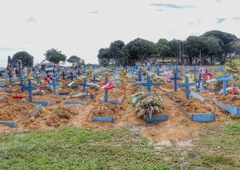 Manaus registra 25 enterros neste sábado