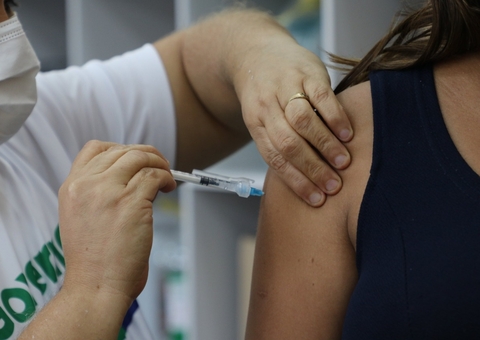 Amazonas já aplicou 6.841.829 doses de vacina contra Covid até este domingo