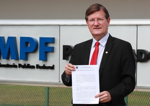  Zé Ricardo vai ao PGR e ao Conselho da OAB para pedir ação no STF em defesa da ZFM