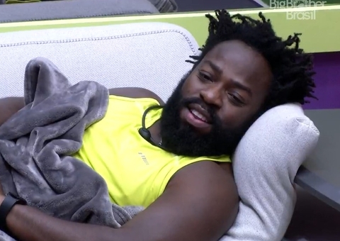 BBB22: Após arrumar as malas, Douglas suspeita de trollagem: ‘Os seis patetas'