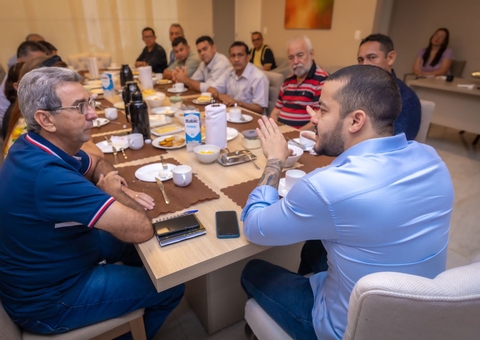 Líderes comunitários da Zona Oeste de Manaus declaram apoio a Adail Filho