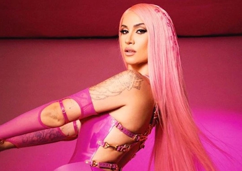 Após anunciar separação, Bianca Andrade curte carnaval