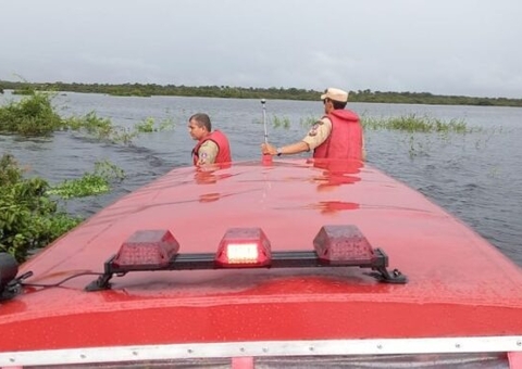 Bombeiros investigam se corpo encontrado no distrito de Ariaú é de paraquedista