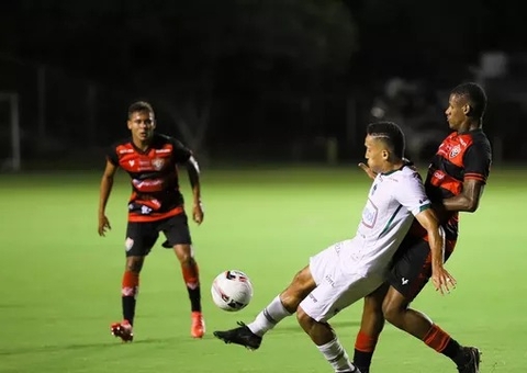 Vitória bate o Manaus e encerra jejum na Série C do Brasileirão