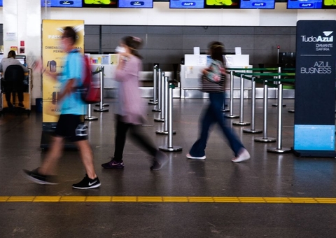 Covid-19: Brasil registra 21.432 novos casos e 92 mortes