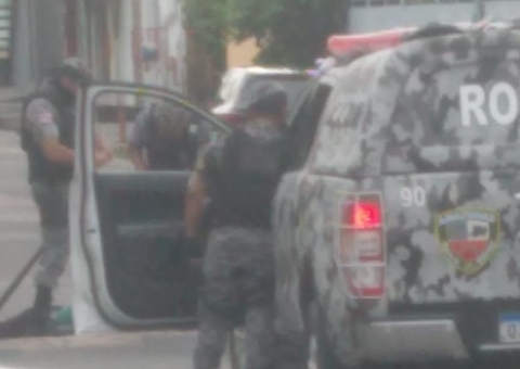 Suspeito de assaltar PM trabalhava como motorista de app no momento da prisão; vídeo