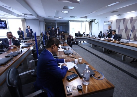 Senado aprova aumento da idade para nomeação de ministro do Judiciário