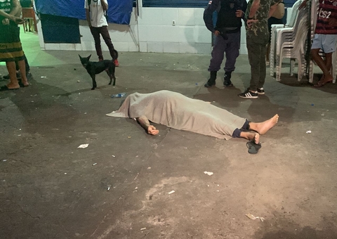 Homem tenta correr de assassinos, mas é morto a tiros em feira de Manaus