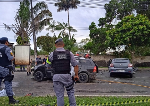 Pai e filha atingidos por carro na contramão estão em estado grave em Manaus