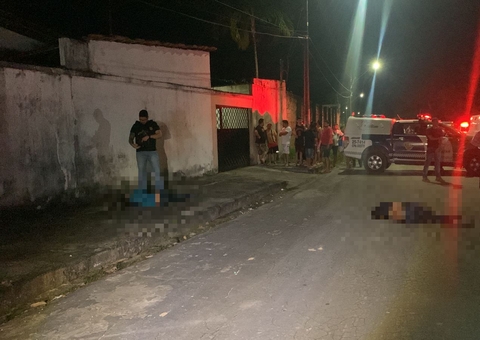 Dupla é jogada de carro e executada com tiros na cabeça em Manaus