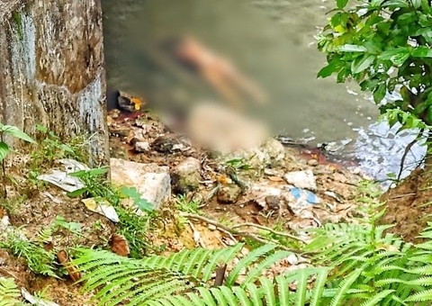 Nua, travesti é encontrada morta em igarapé de Manaus