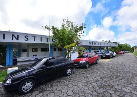 IML divulga nomes de quatro corpos não reclamados por familiares em Manaus 