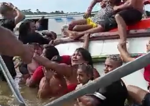 Embarcação com mais de 20 passageiros vira no Pará; veja vídeo
