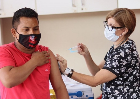 Saiba onde se vacinar contra Covid-19 neste sábado em Manaus