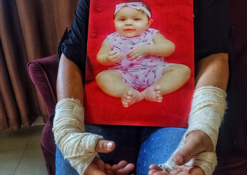 Mãe diz que estava há 1 mês com filha doente e relata descaso de hospitais; bebê morreu