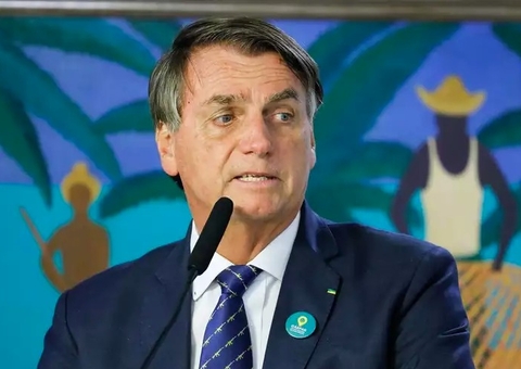 Após insinuar que peixes comeram corpos, Bolsonaro lamenta assassinato de Dom e Bruno