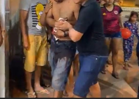 Mulher dá facada em marido e nos amigos que se meteram em briga no Amazonas