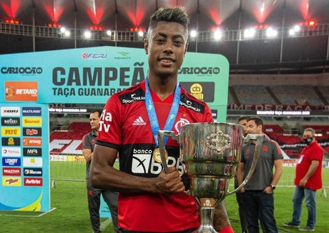 Bruno Henrique, do Flamengo, passará por cirurgia e está fora dos campos