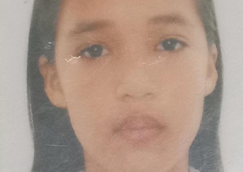 Adolescente desaparece a caminho da escola em Manaus; família pede ajuda
