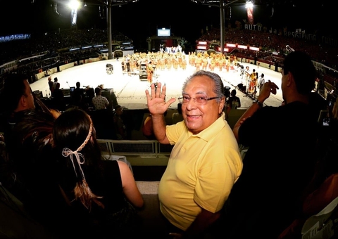 Amazonino relembra trajetória da maior festa popular do mundo no primeiro dia do Festival de Parintins 2022