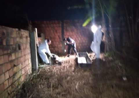 Corpo coberto de capim é encontrado dentro de construção em Manaus