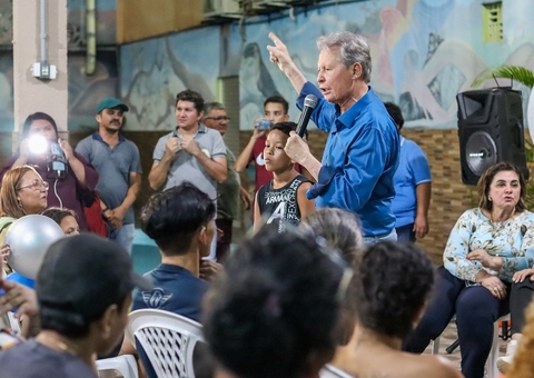 Arthur Virgílio visita Jorge Teixeira e tem recepção festiva no bairro que fundou