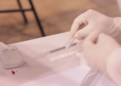 Oferta de testes rápidos será ampliada após aumento de casos de covid em Manaus