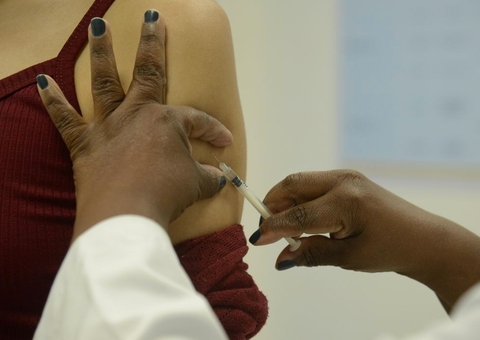 Covid-19: Brasil registra 291 óbitos e 75,1 mil casos em 24 horas