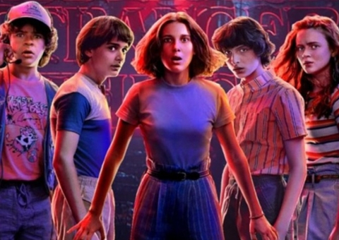 Jovem brasileiro viraliza no TikTok por semelhança com ator de 'Stranger Things'