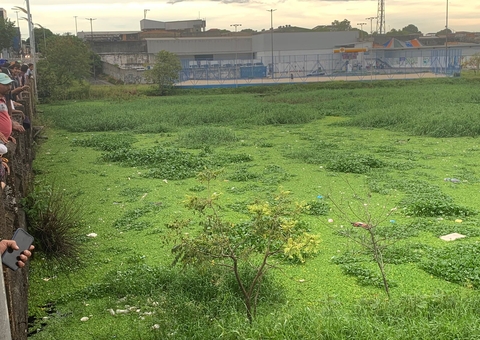 Corpo de homem é encontrado em igarapé de Manaus