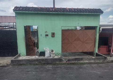 Mulher é encontrada morta no banheiro de casa em Manaus 