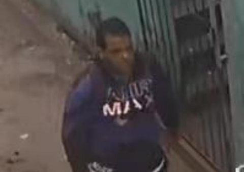 Homem é procurado suspeito de matar venezuelana a facadas em kitnet em Manaus; vídeo