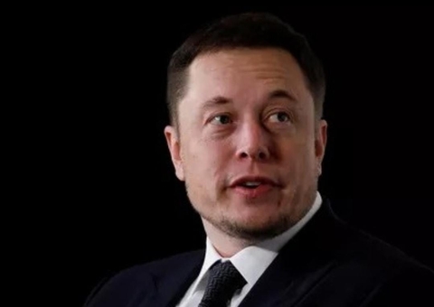 Elon Musk publica meme zombando do Twitter após rede social ameaçá-lo com processo