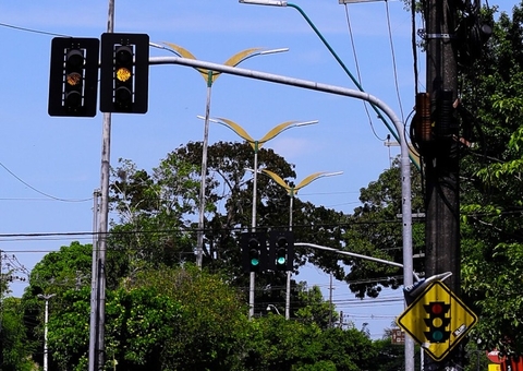 Manaus vai ganhar semáforos inteligentes para reduzir tempo no trânsito