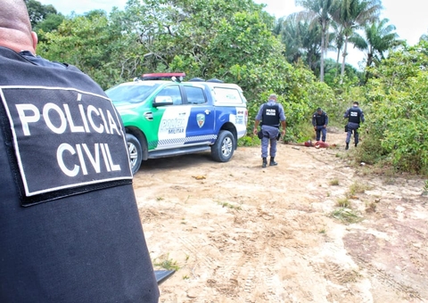 Homem é executado com tiros na cabeça em área de mata em Manaus