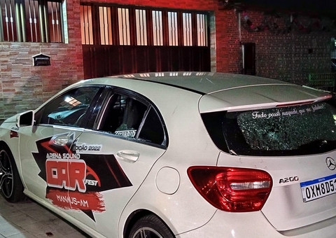 Gerente financeiro morre ao ser crivado de balas dentro de carro em Manaus