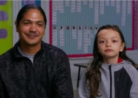 Criança salva colega engasgado com manobra que viu em série de TV 