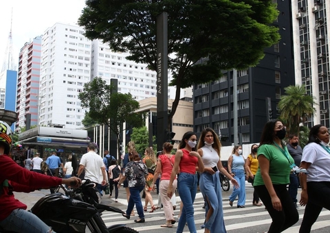 Covid-19: Brasil tem 9,8 mil novos casos e 37 óbitos em 24 horas