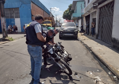 Foragido tem perna dilacerada em acidente durante perseguição policial em Manaus