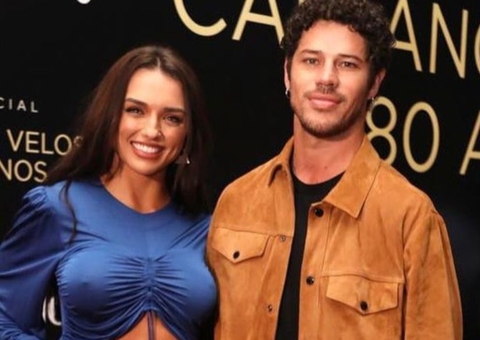 Rafa Kalimann e José Loreto assumem namoro em show de Caetano Veloso 