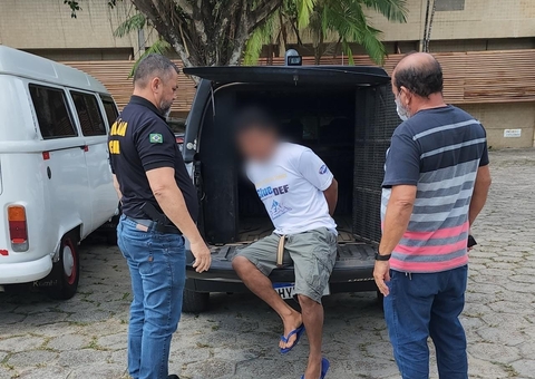 Suspeito de esfaquear ex é preso em hospital após ser picado por cobra venenosa em Manaus