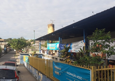 Ponto de vacina encerra antes da hora e crianças ficam sem imunização em Manaus